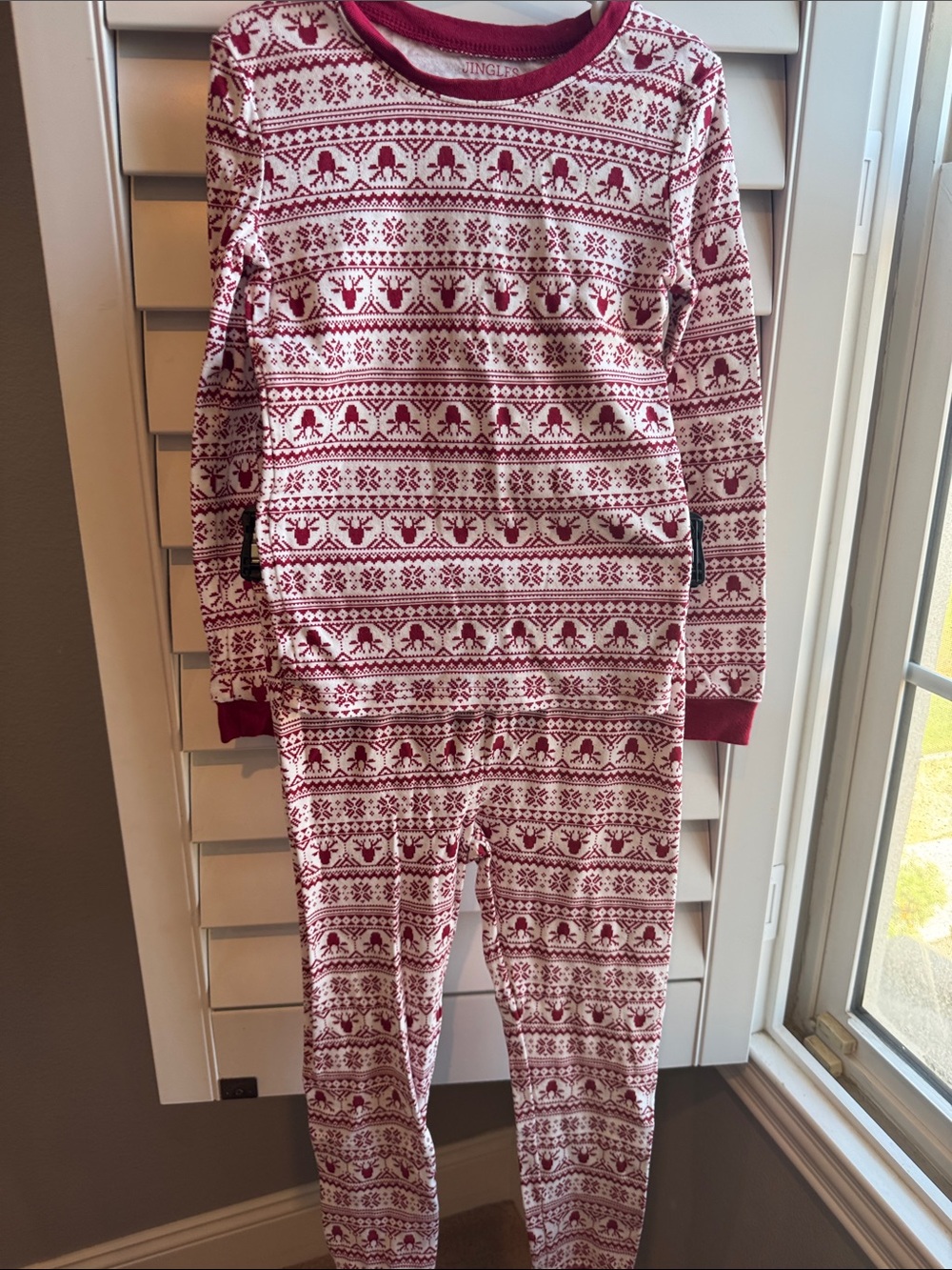 Kids Red and White Holiday Print 2 Piece Pajama set